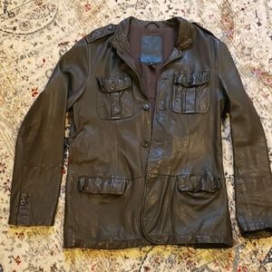 Express lightweight leather jacket